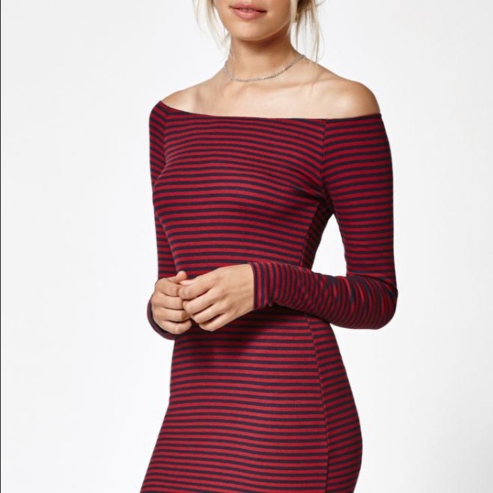 ❤... Lisakai  Dress